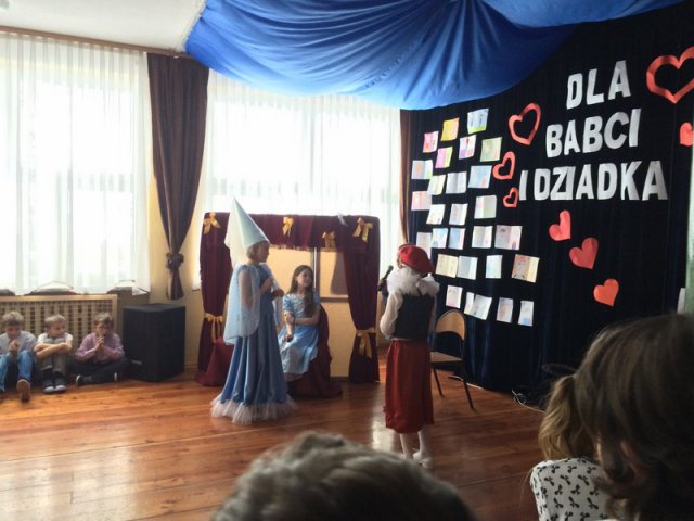 Dzień Babci i Dziadka - szkoła podstawowa