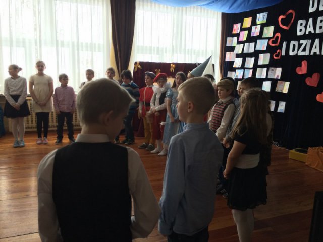 Dzień Babci i Dziadka - szkoła podstawowa